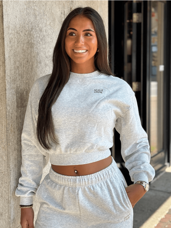Unique The Label - Peggy Cropped Sweater - Light Grey