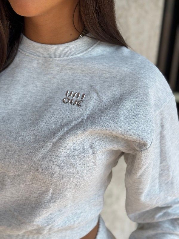 Unique The Label - Peggy Cropped Sweater - Light Grey