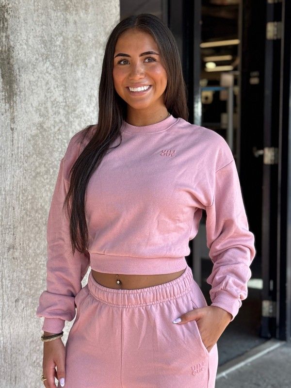 Unique The Label - Peggy Cropped Sweater - Vintage Pink