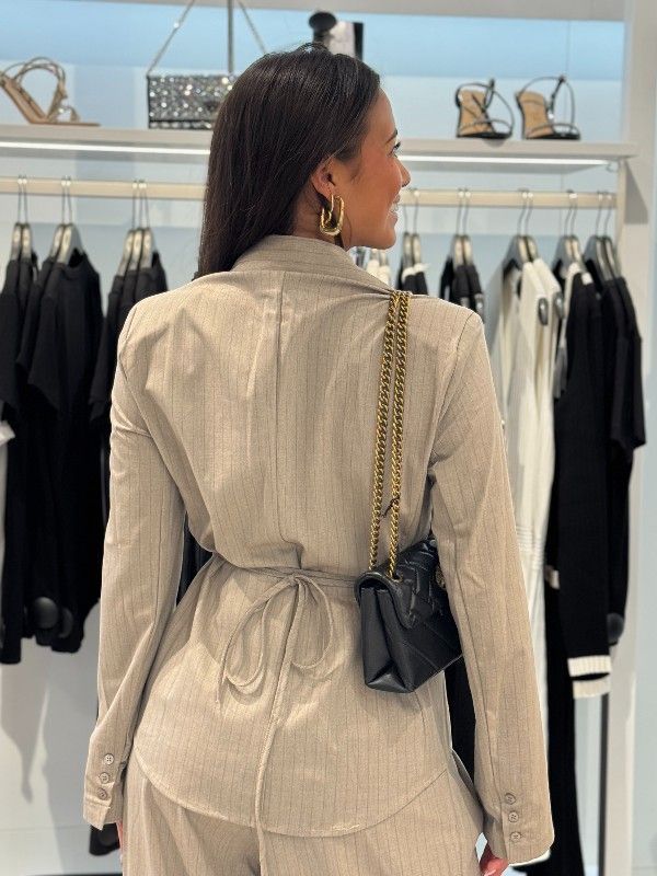 Unique The Label - Rosie Blouse - Beige