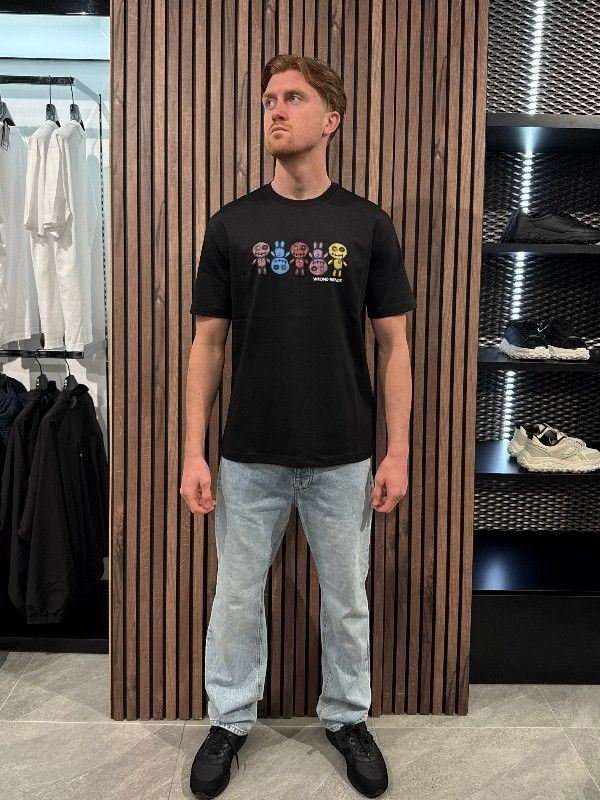 Wrong Friends - Franklin T-shirt - Zwart