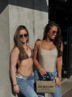 Guess - 4G String Brief Bikini Broekje - Bruin