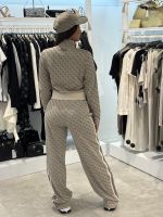 Guess Active - 4G Jacquard Full Zip Sweatshirt - Beige