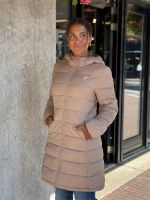 Guess Active - New Aleta Long Puffer Jacket - Beige