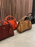 Guess - Annita Girlfriend Satchel - Rood