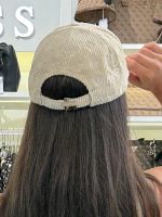 Guess - Baseball Cap - Beige