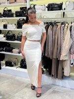 Guess - Brigitte Off Shoulder Top - Beige