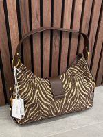 Guess - Camden Shoulder Bag - Bruin