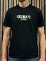 Guess - Cn Ss Small Logo Tee - Zwart