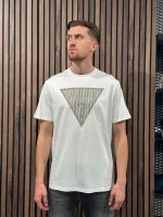Guess - Cn Ss Triangle Logo Tee - Wit