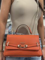 Guess - Silvye Convertible Xbody Flap - Oranje