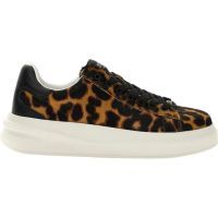 Guess - Elbina8 - Bruin