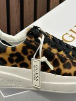Guess - Elbina8 - Bruin