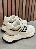 Guess - Fonzi - Beige