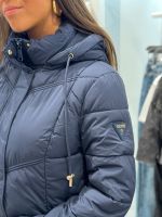 Guess - Gloria Quilted Long Puffer - Blauw