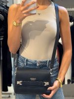Guess - Gregoria Flap Crossbody - Zwart