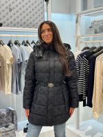 Guess - Imma Logo Midi Puffer - Zwart