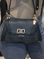 Guess - Karnilla Logo Flap Shldr Bag - Zwart