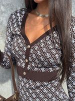 Guess - Ls Vn Aubrey 4G Swtr Dress - Bruin