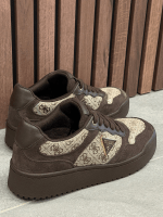Guess - Miram16 - Bruin
