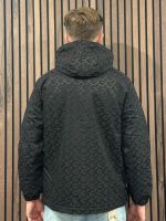Guess - Monogram Hooded Jacket - Zwart