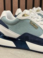 Guess - Moxea14 - Blauw