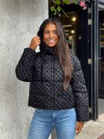 Guess - New Daisy Crop Logo Puffer - Zwart