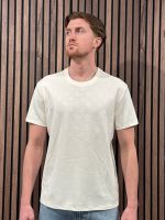 Guess - Nico Embossed Knit Ss Crew - Beige