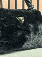 Guess - Shaida Top Handle Crossbody - Zwart
