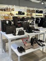 Guess - Silia 2 Comp Tote - Bruin