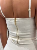 Guess - Sl Cowl Nk Arisa Bandage Dress - Beige