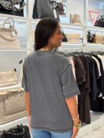 Guess - SS CN Burnout Oversize Tee - Zwart