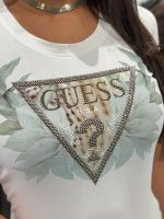 Guess - Ss Cn Flower Triangle Tee - Wit