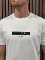Guess - Ss Cn Logo Box Tee - Wit