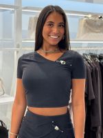 Guess - SS Karole Asymetric NK Crop Top - Zwart