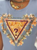 Guess - Ss Triangle Flowers Tee - Blauw