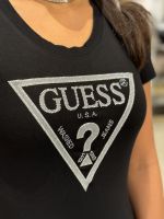 Guess - Ss Cn Shiny Triangle Tee - Zwart