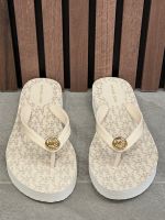 Michael Kors - Posie Flip Flop - Beige