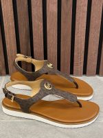 Michael Kors - Val Thong Sandal - Bruin