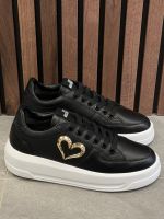 Moschino - Sneakers - Zwart