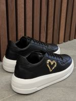 Moschino - Sneakers - Zwart