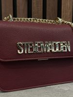 Steve Madden - Bstakes-2 - Rood