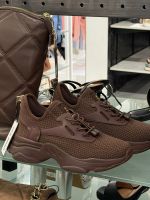 Steve Madden - Match-E - Bruin