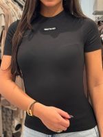 Unique The Label - Jacky Short Sleeve - Black