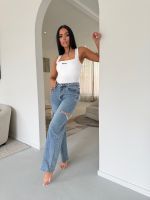 Unique The Label - June Wide Leg Jeans - Blauw