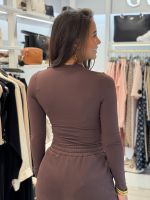 Unique The Label - Robyn Long Sleeve - Bruin