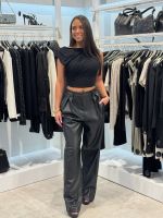 Unique The Label - Ziva Faux Pantalon - Zwart