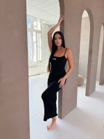 Unique The Label - Zoe Rib Dress - Zwart