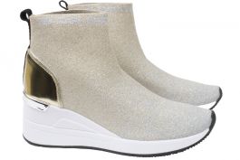 Michael kors skyler deals sneaker booties gold
