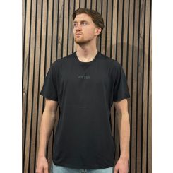 Guess - Ss Bsc Quattro G Mist Tee - Zwart